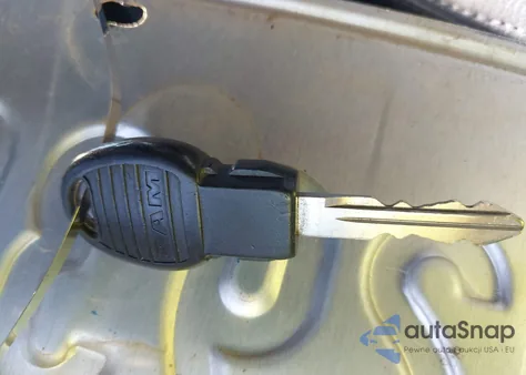 2020 Ram 1500 Classic Tradesman 4X4 6'4 Box z USA, uszkodzony, nr VIN 1C6RR7FG6LS122338